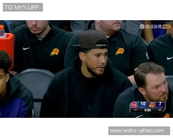 德文布克在NBA赛季中的精彩表现与未来展望分析 德文布克在NBA赛季中的精彩表现与未来展望分析